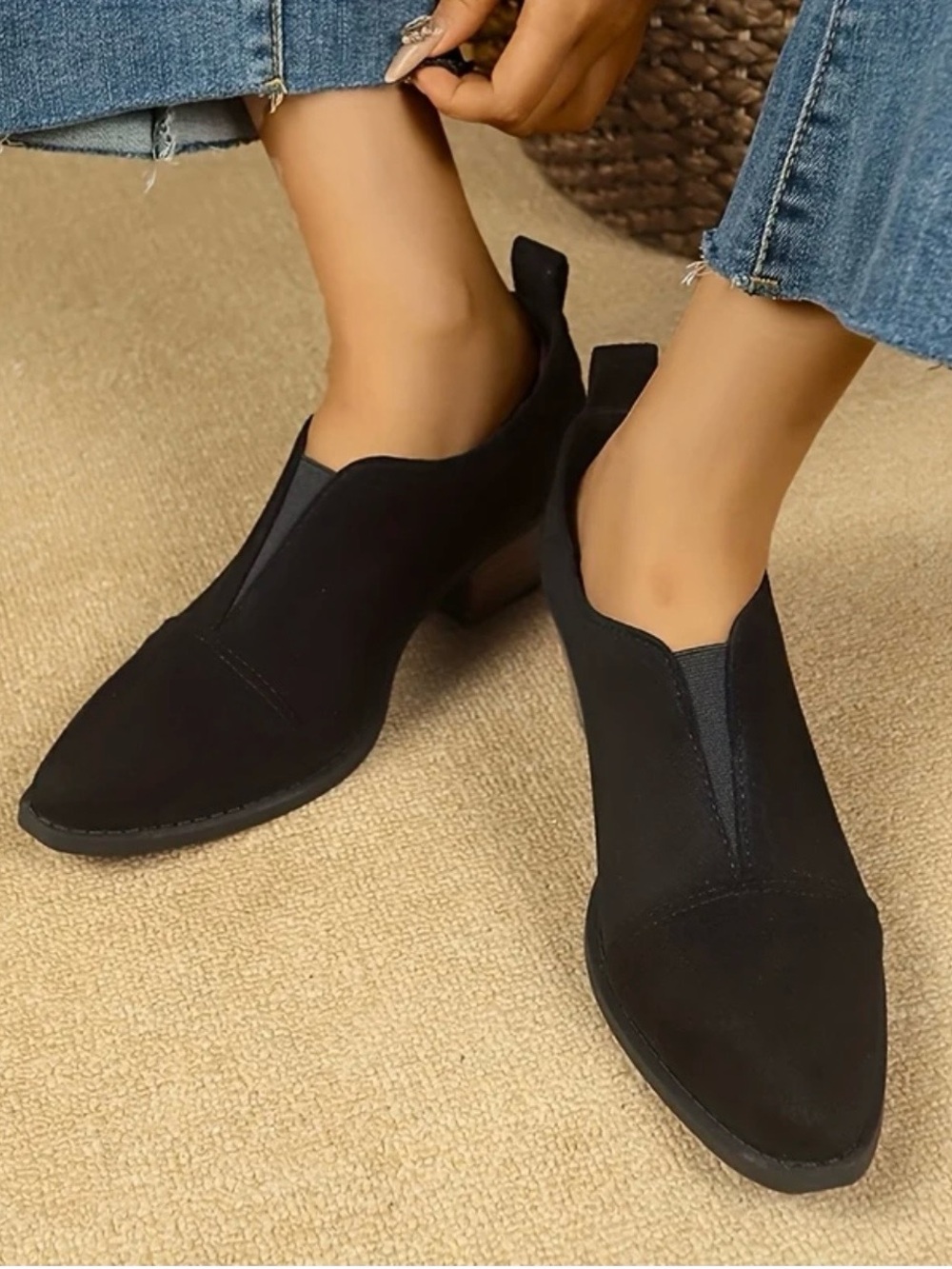 Lucky Brand Black Suede Pointed Ankle Booties the Fimberly in Size 11
